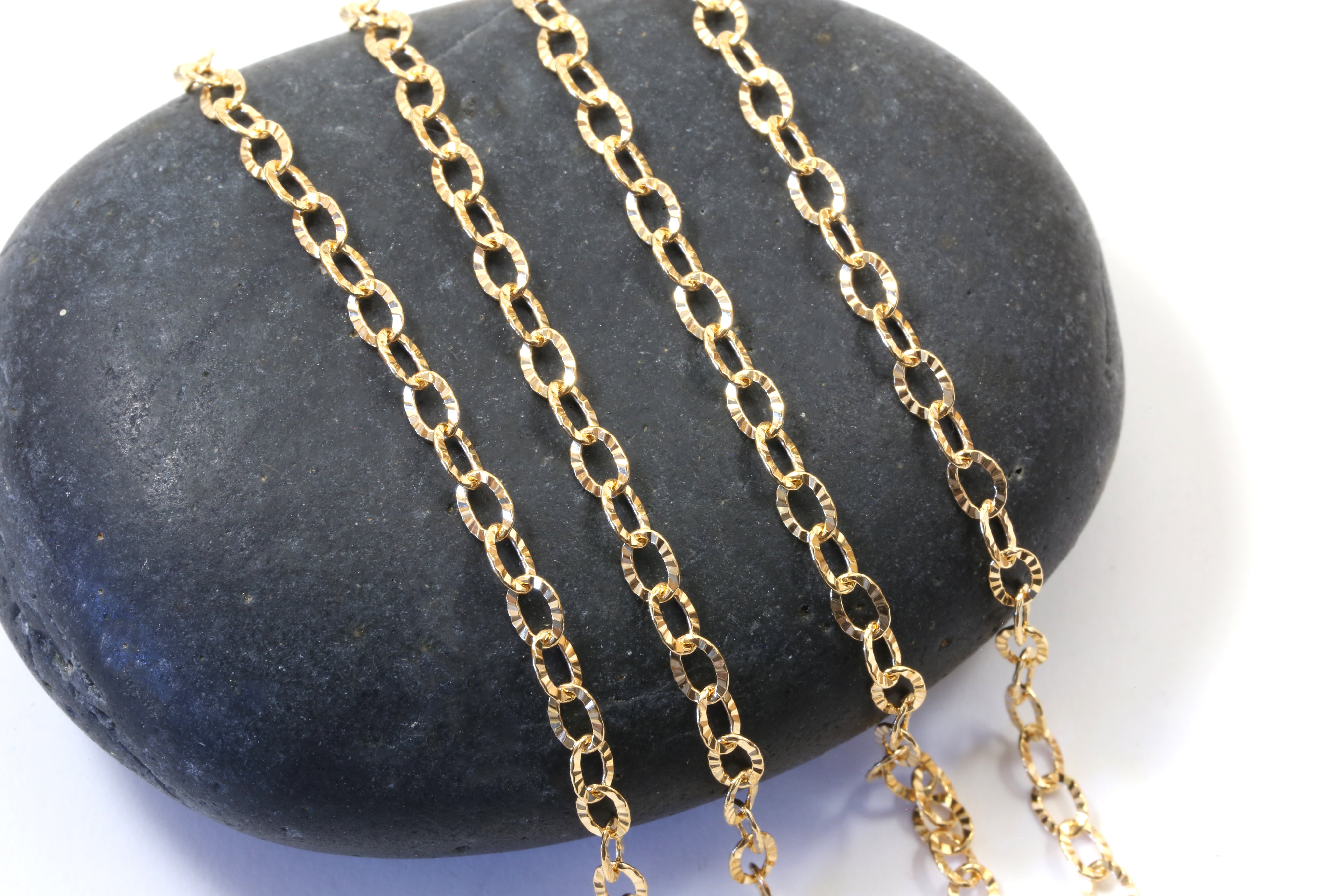 『HAMI VEN 6108 GOLD×BLACK』 Gold Filled Textured Hammered Oval Cable Chain 3mm x 4mm